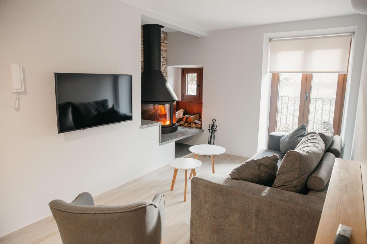 Apartaments Rurals Cala Palmira Alpens Екстериор снимка