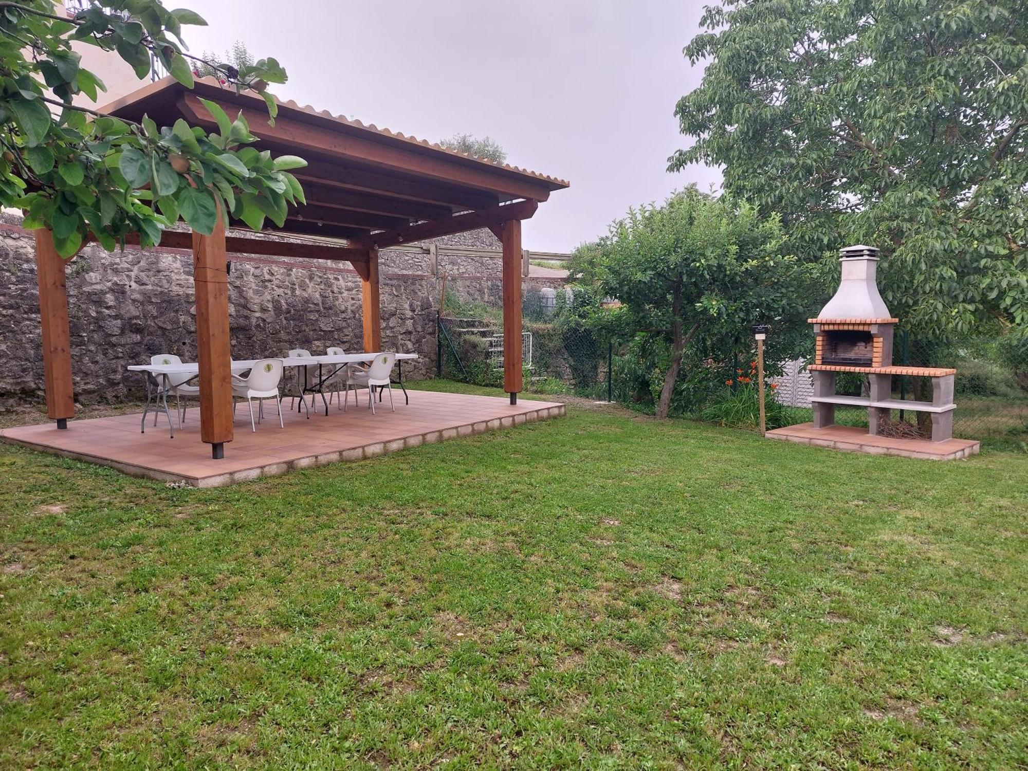 Apartaments Rurals Cala Palmira Alpens Екстериор снимка